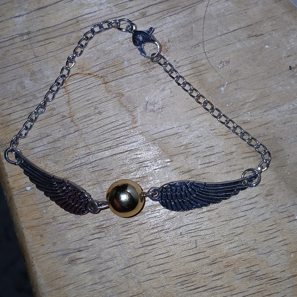 Harry Potters Gold and Silver Winged Bracelet